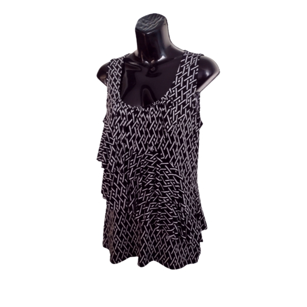 Geometric print tank